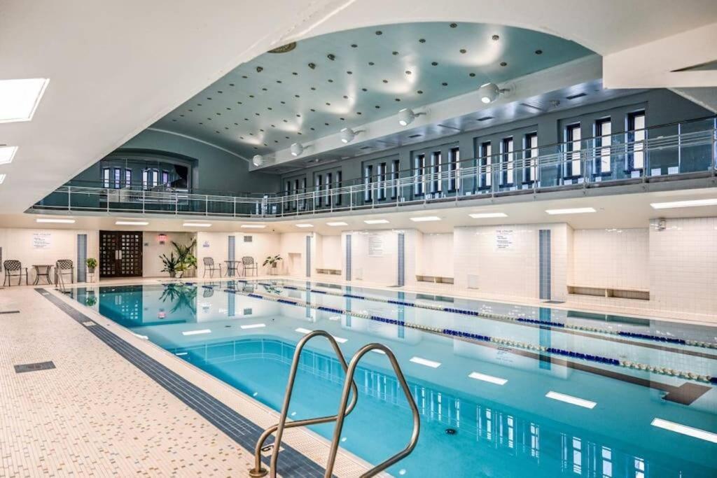 2Br Unit In The Heart Of Dt On Playhouse Square, With Pool And Gym Access-1106 Apartment Cleveland Exterior photo