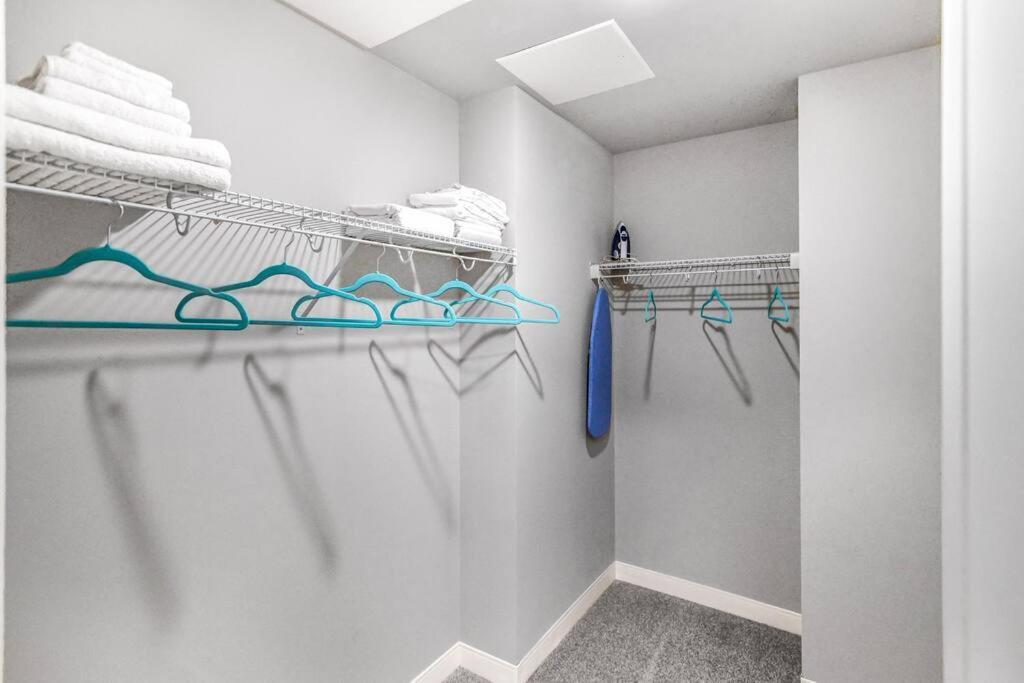 2Br Unit In The Heart Of Dt On Playhouse Square, With Pool And Gym Access-1106 Apartment Cleveland Exterior photo