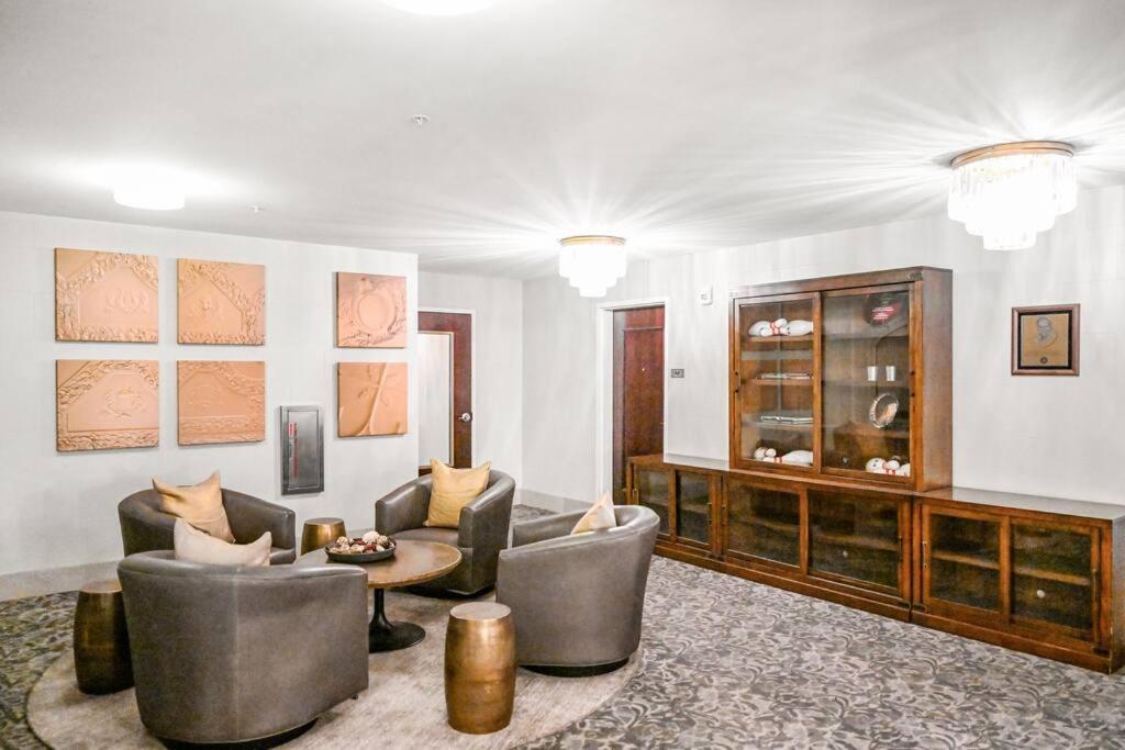 2Br Unit In The Heart Of Dt On Playhouse Square, With Pool And Gym Access-1106 Apartment Cleveland Exterior photo