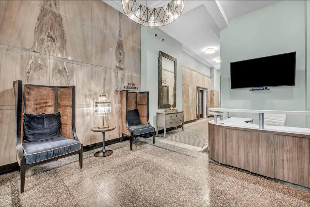 2Br Unit In The Heart Of Dt On Playhouse Square, With Pool And Gym Access-1106 Apartment Cleveland Exterior photo