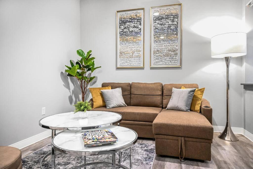 2Br Unit In The Heart Of Dt On Playhouse Square, With Pool And Gym Access-1106 Apartment Cleveland Exterior photo